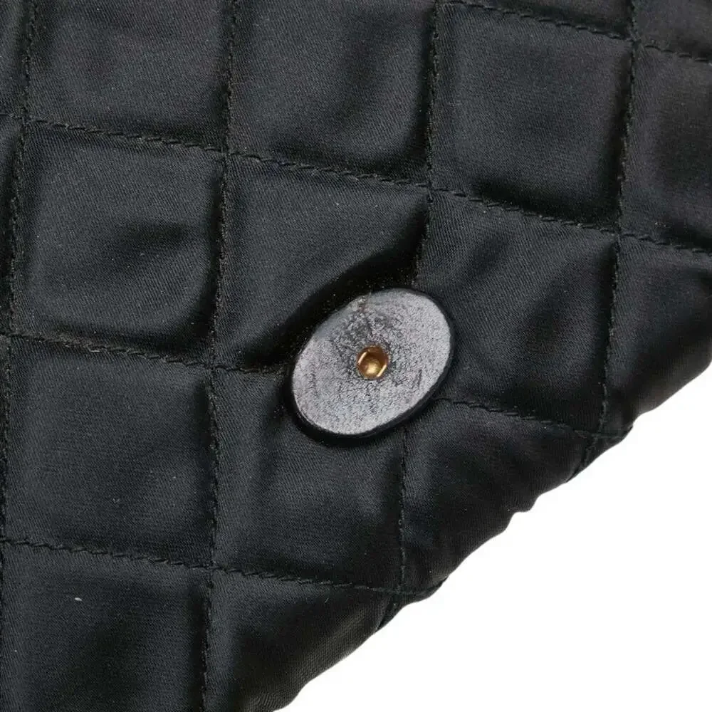 CHANEL Black Leather Shoulder Bag